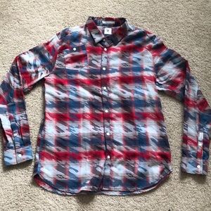 Men’s long sleeve button down